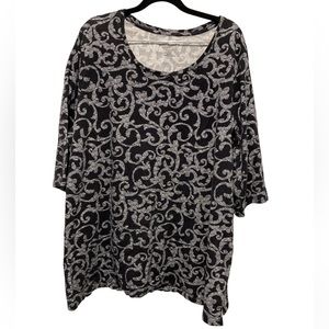 Catherine’s Easy Fit 3/4-Sleeve Scoopneck Tee Black & White Size 18